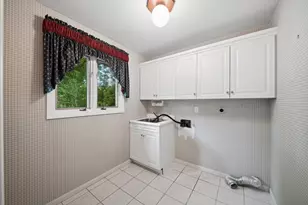 1362 Windham Rd, Columbus, OH 43220 - Photo 50