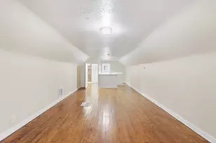 1107 Smith Rd, Columbus, OH 43207 - Photo 16