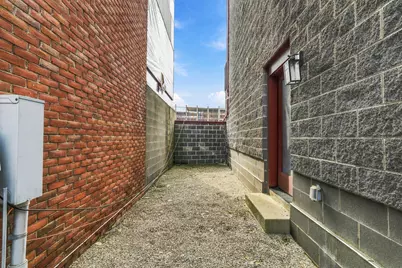75 E Russell Street, Columbus, OH 43215 - Photo 20