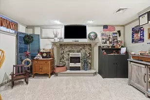 623 E Main St, Loudonville, OH 44842 - Photo 36