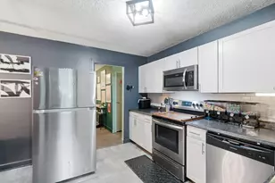 1674 Burlington Ave, Columbus, OH 43227 - Photo 10
