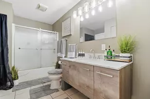 1674 Burlington Ave, Columbus, OH 43227 - Photo 20