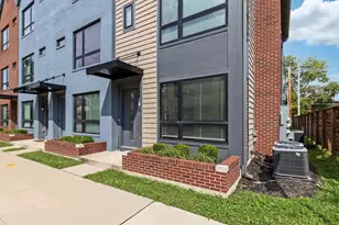 1132 Oak St, Columbus, OH 43205 - Photo 2