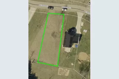 460 Walter's Way, Zanesville, OH 43701 - Photo 1