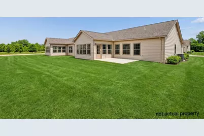 1930 Sussex Way, Marion, OH 43302 - Photo 2