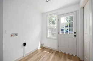 156 E Center St, London, OH 43140 - Photo 18