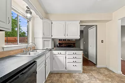 5346 Carbondale Drive, Columbus, OH 43232 - Photo 12
