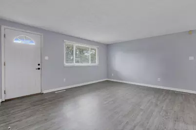 7008 Clymer Drive, Reynoldsburg, OH 43068 - Photo 6