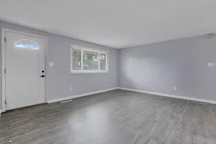 7008 Clymer Dr, Reynoldsburg, OH 43068 - Photo 6