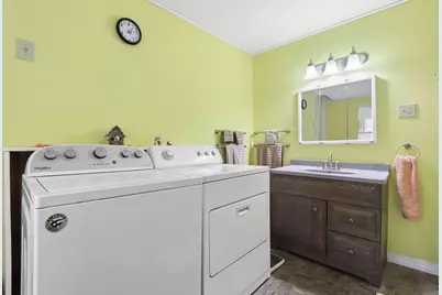 396 N Orchard Street, Logan, OH 43138 - Photo 12