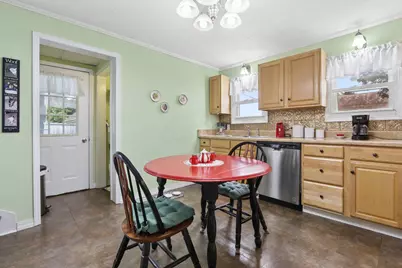 396 N Orchard Street, Logan, OH 43138 - Photo 6