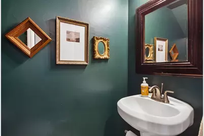 2815 Chateau Circle S #38, Columbus, OH 43221 - Photo 12