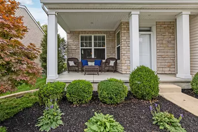 203 Cloverhill Drive, Galloway, OH 43119 - Photo 4