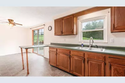 2610 Robin Court, Zanesville, OH 43701 - Photo 12