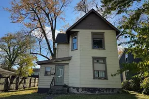 1527 E Hudson St, Columbus, OH 43211 - Photo 1