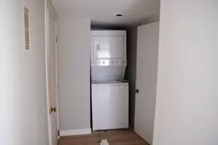 34 E Maynard Ave, Columbus, OH 43202 - Photo 10