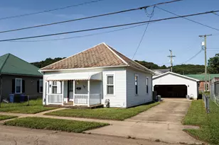 682 Jackson St, Nelsonville, OH 45764 - Photo 1