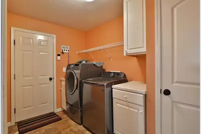 305 Lillian Drive, Pickerington, OH 43147 - Photo 24