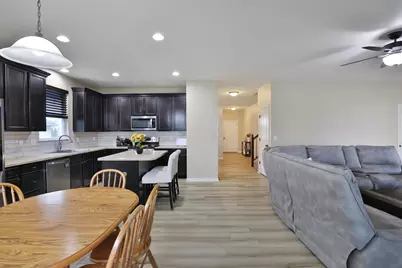 305 Lillian Drive, Pickerington, OH 43147 - Photo 12