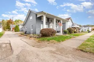 226 W Columbus St, Nelsonville, OH 45764 - Photo 2