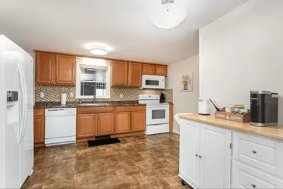 226 W Columbus Street, Nelsonville, OH 45764 - Photo 8