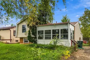 1736 Rebecca St, Columbus, OH 43219 - Photo 2