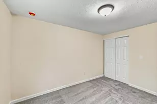 1736 Rebecca St, Columbus, OH 43219 - Photo 30