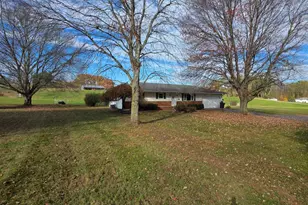 3187 Licking Valley Rd NE, Newark, OH 43055 - Photo 4