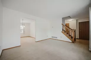 4489 Woodstream Dr, Columbus, OH 43230 - Photo 4