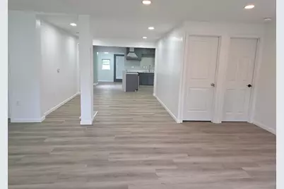 409 W Southern Avenue, Springfield, OH 45506 - Photo 6