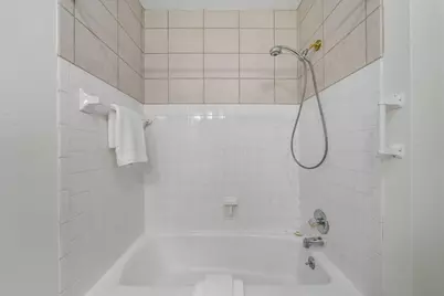 253 E Kossuth Street #A, Columbus, OH 43206 - Photo 16