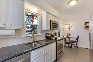 639 E Jeffrey Pl, Columbus, OH 43214 - Photo 12