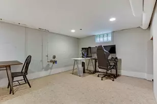 639 E Jeffrey Pl, Columbus, OH 43214 - Photo 18