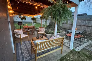 639 E Jeffrey Pl, Columbus, OH 43214 - Photo 2