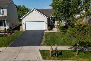 363 Belfair Dr, Galloway, OH 43119 - Photo 32