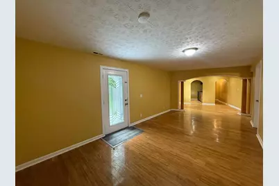 1404 S Waggoner Road, Reynoldsburg, OH 43068 - Photo 4