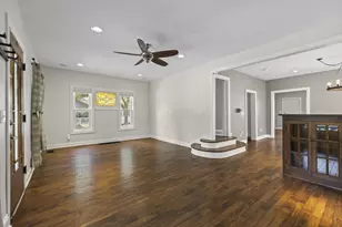 196 Brighton Rd, Columbus, OH 43202 - Photo 6