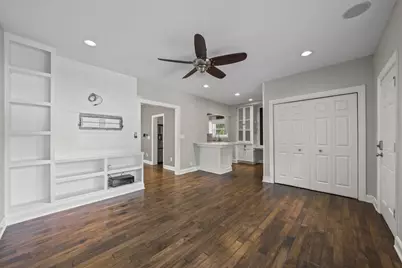 196 Brighton Road, Columbus, OH 43202 - Photo 12