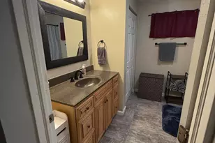 142 N High St, Chillicothe, OH 45601 - Photo 6