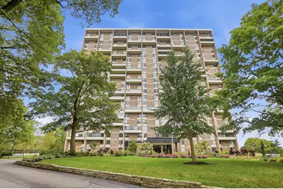 1000 Urlin Avenue #12, Grandview Heights, OH 43212 - Photo 2