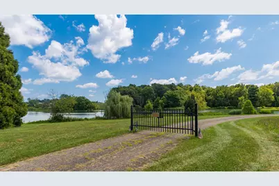 3976 Millersburg Road, Gambier, OH 43022 - Photo 38
