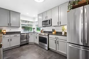 836 Grandon Ave, Columbus, OH 43209 - Photo 14