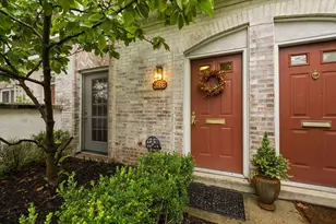 2866 Chateau Cir, Columbus, OH 43221 - Photo 2