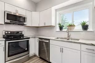 209 S Ogden Ave, Columbus, OH 43204 - Photo 22