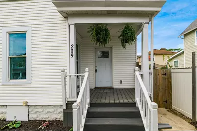 209 S Ogden Avenue, Columbus, OH 43204 - Photo 4