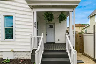 209 S Ogden Ave, Columbus, OH 43204 - Photo 4