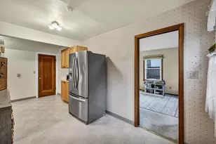 319 Canyon Dr S, Columbus, OH 43214 - Photo 24