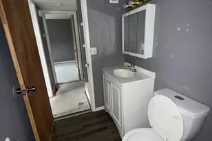 690 Kingsford Rd, Columbus, OH 43204 - Photo 86