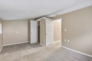 2117 Denune Ave, Columbus, OH 43211 - Photo 22