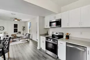 1617 S 4th St, Columbus, OH 43207 - Photo 4